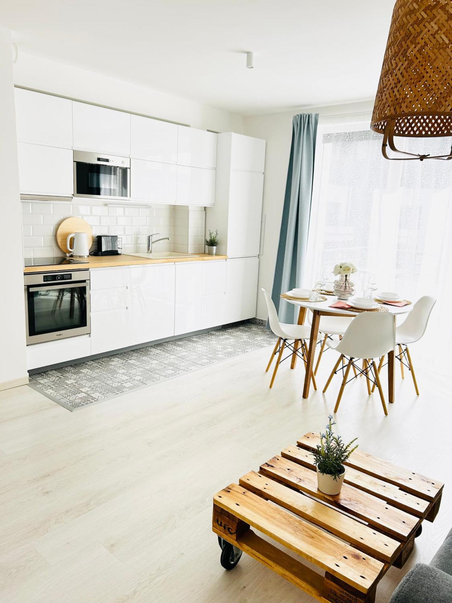 Elizabeth Garden Premium Apartment Кечкемет Екстер'єр фото